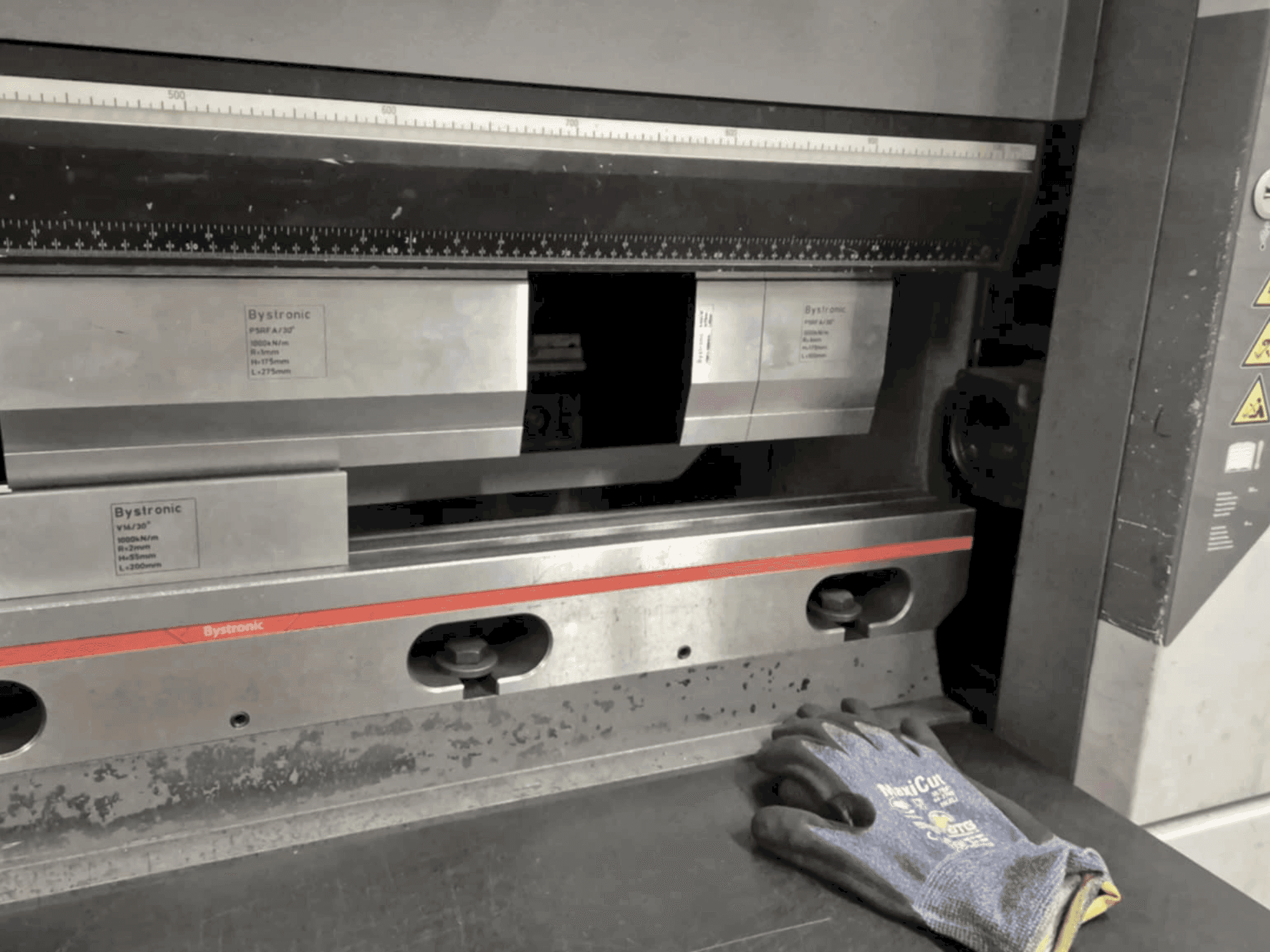 Prikaz stroja Bystronic Xpert 40/1030 sprijeda