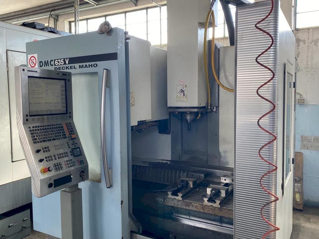 Prikaz stroja DECKEL MAHO DMC 635V sprijeda