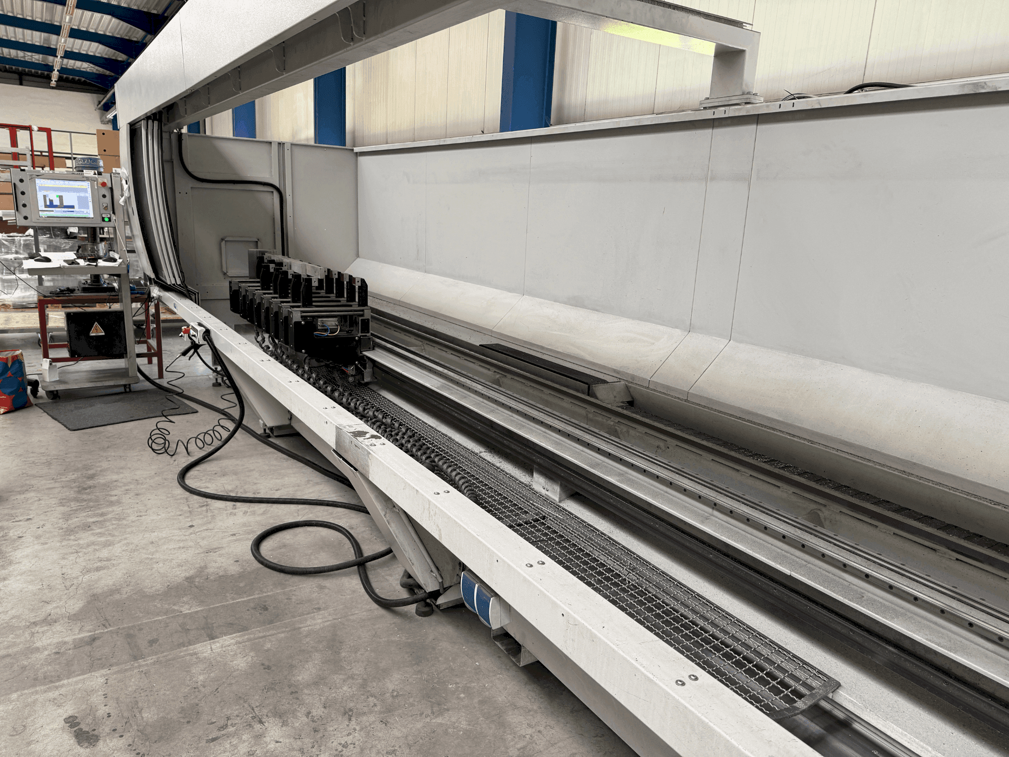 Prikaz stroja FomIndustrie DALI 70 sprijeda