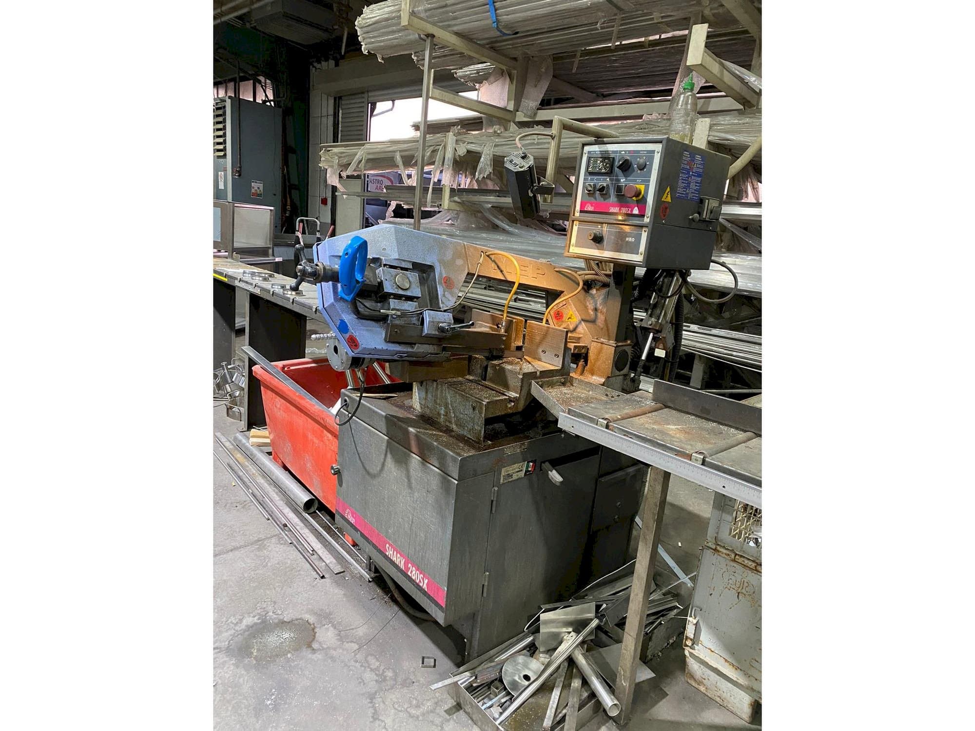 Prikaz stroja Nisshinbo MAP-750 sprijeda