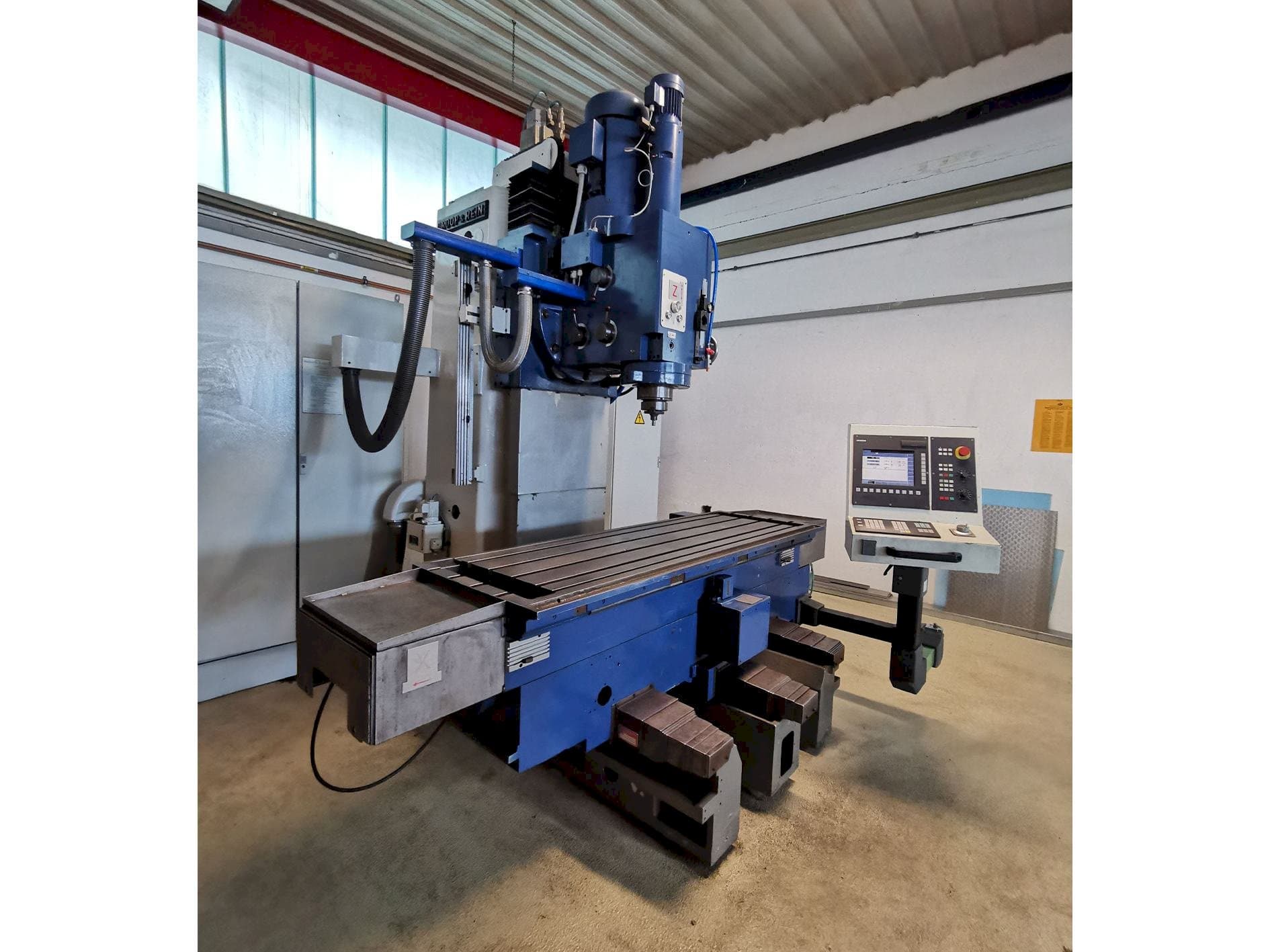 Prikaz stroja Droop & Rein FS 100 ke sprijeda