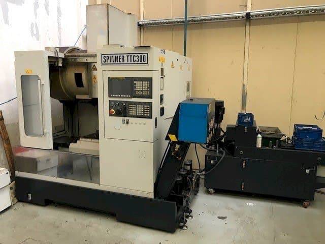 Prikaz  stroja SPINNER TTC300 52 SMMCY  sprijeda