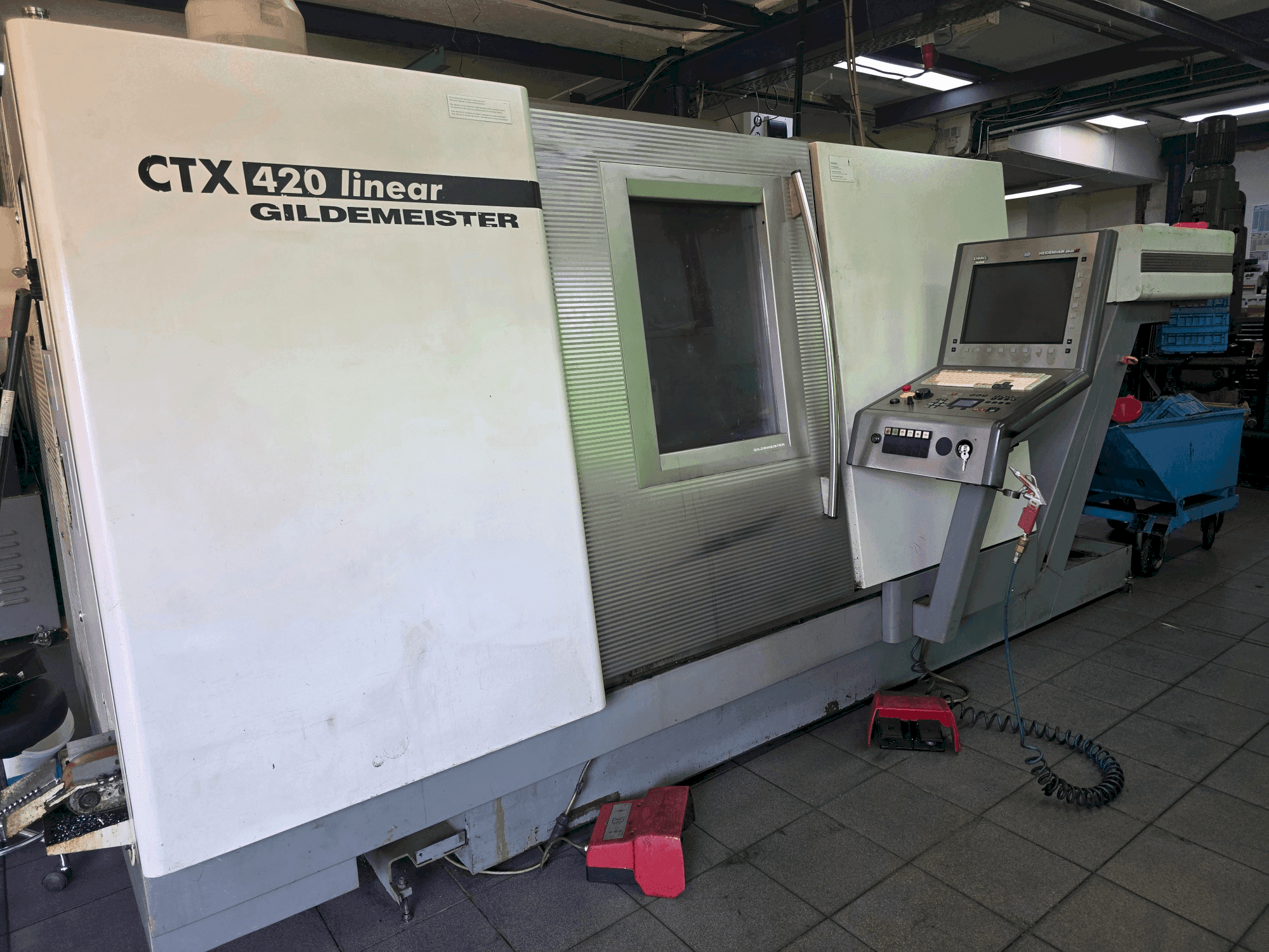 Prikaz stroja Gildemeister CTX 420 linear sprijeda