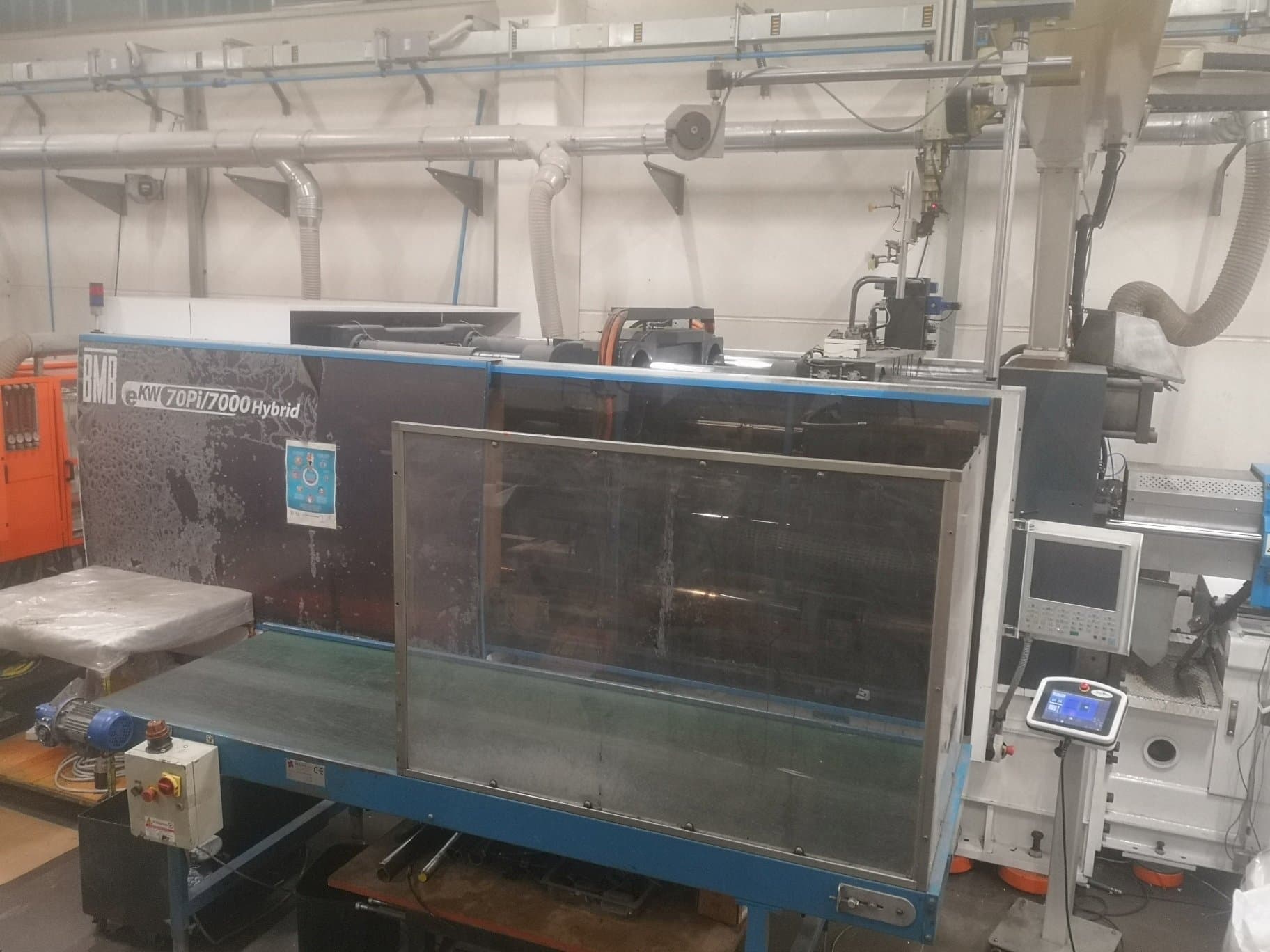Prikaz stroja BMB Ekw 70pi Hybrid sprijeda