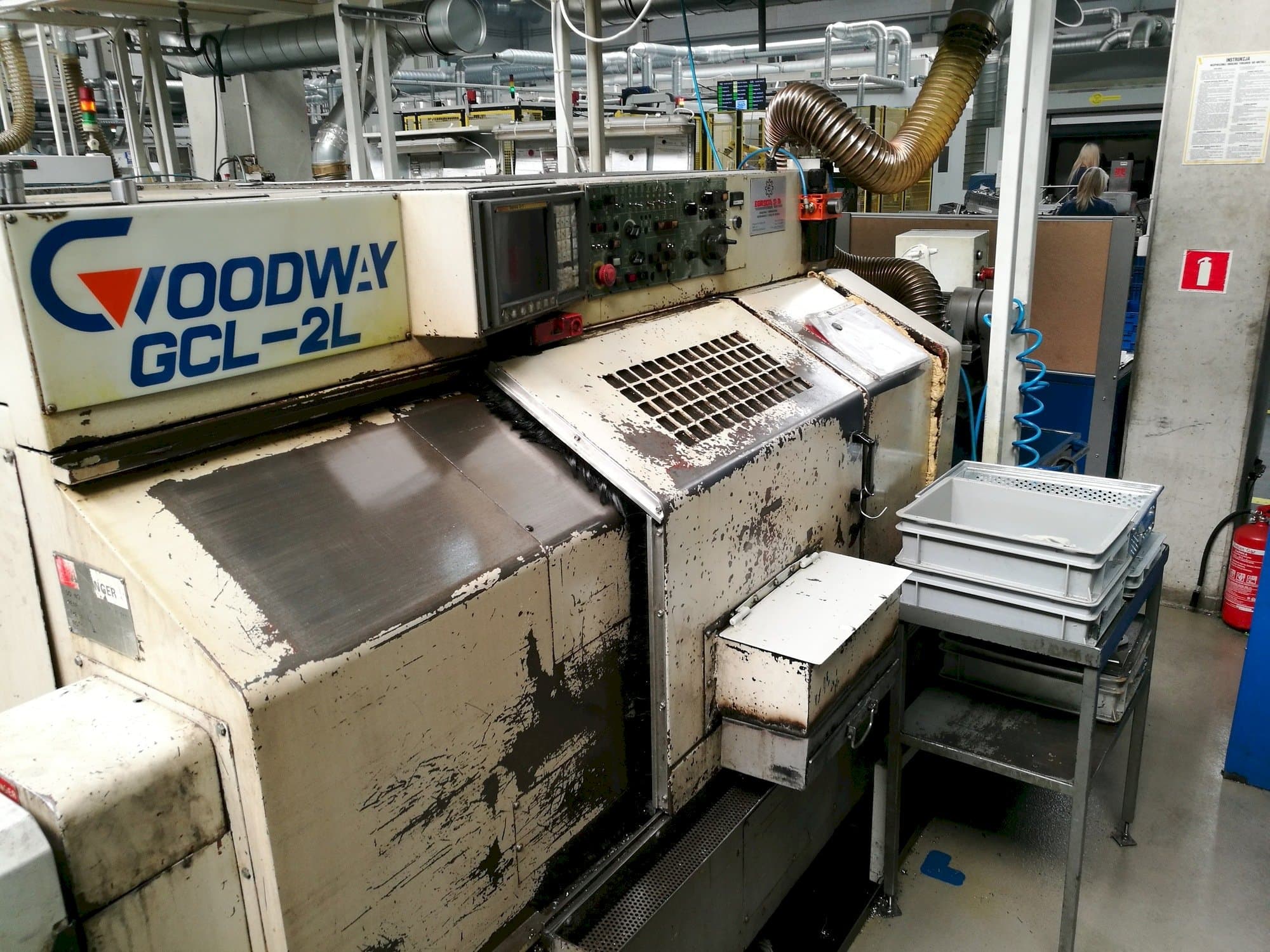 Prikaz stroja Goodway GCL-2L sprijeda