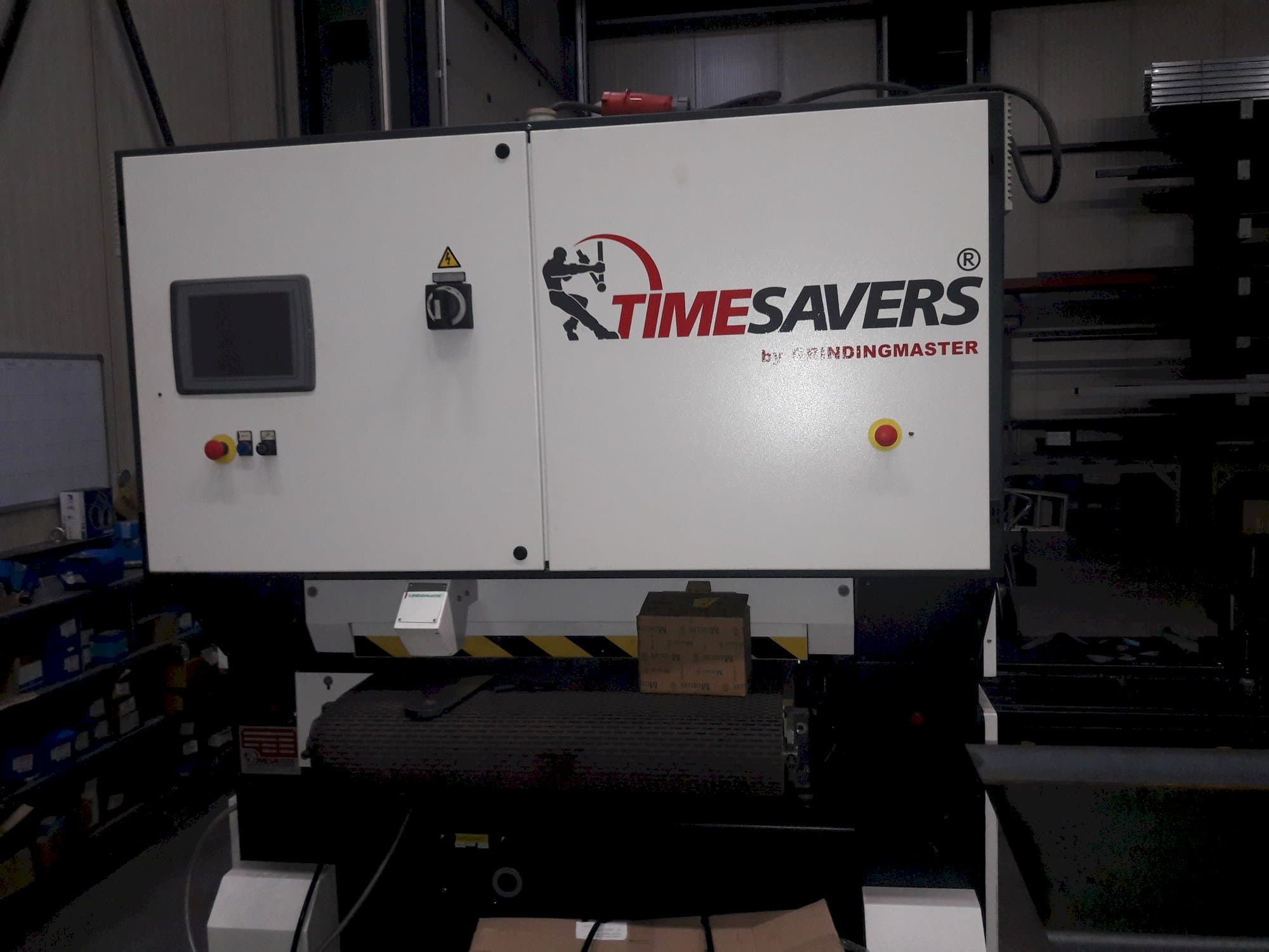 Prikaz stroja TIMESAVERS 42-SERIE-900-WWB-S sprijeda