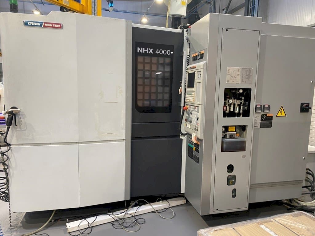 Prikaz stroja DMG Mori Seiki NHX4000 sprijeda