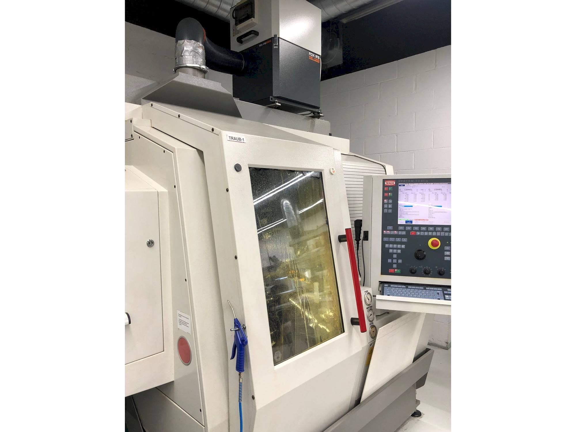 Prikaz stroja TRAUB TNL 18 sprijeda