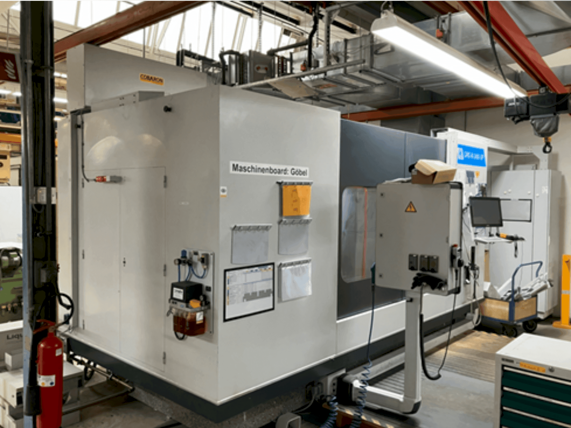 Prikaz stroja Willi Göbel GRS-III-2400-SP sprijeda