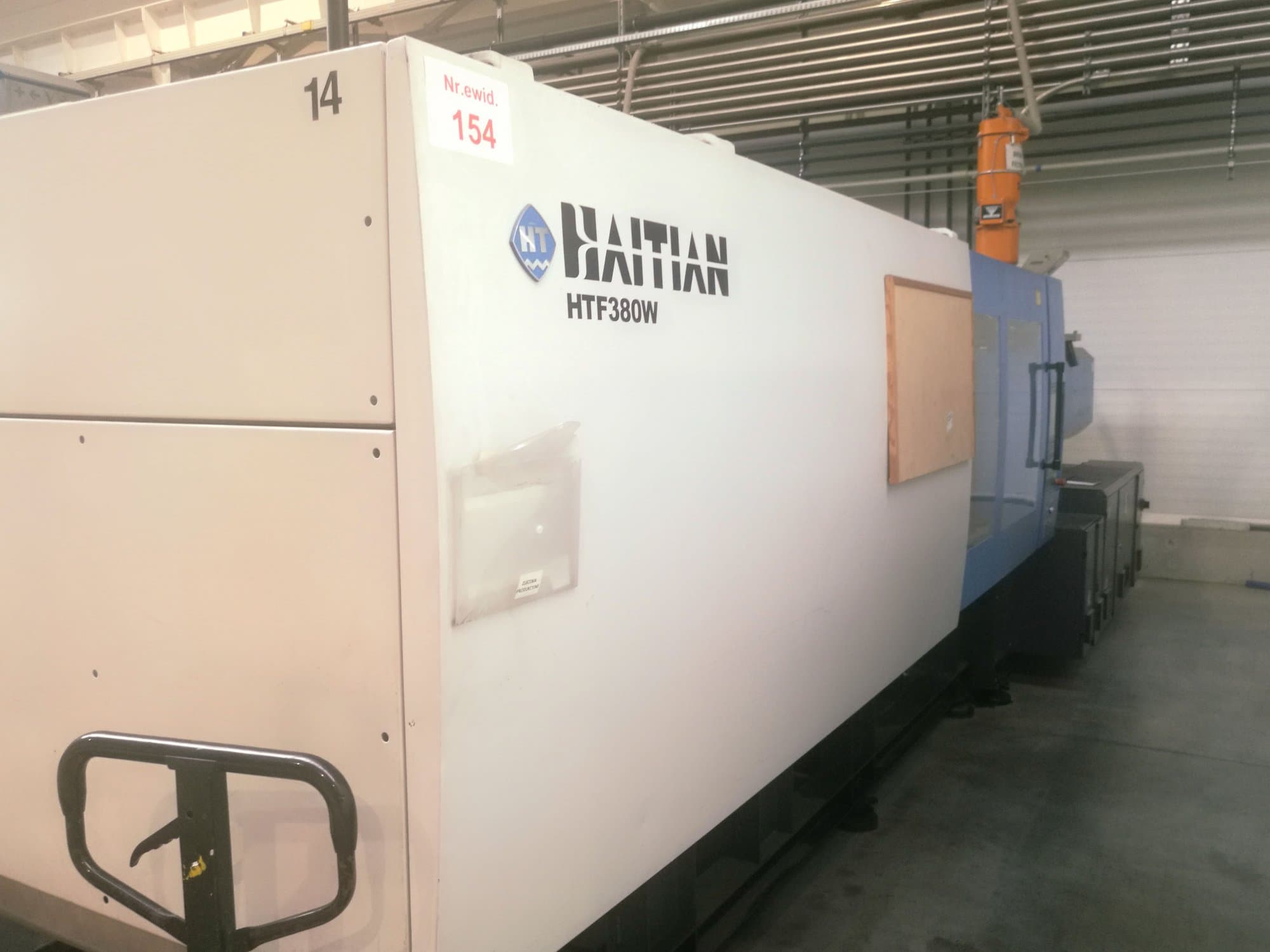 Prikaz lijeve strane  stroja HAITIAN HFT 380 W
