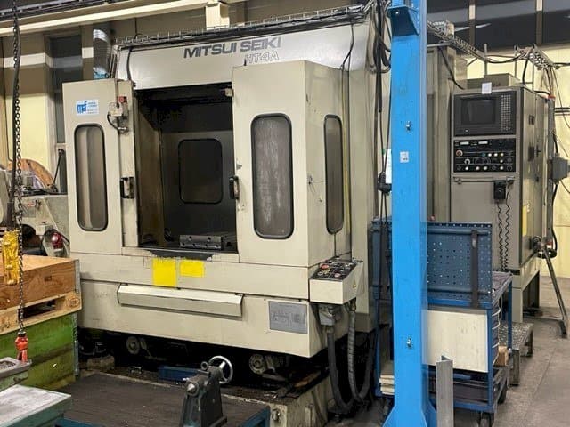 Prikaz stroja Mitsui Seiki HT4A sprijeda