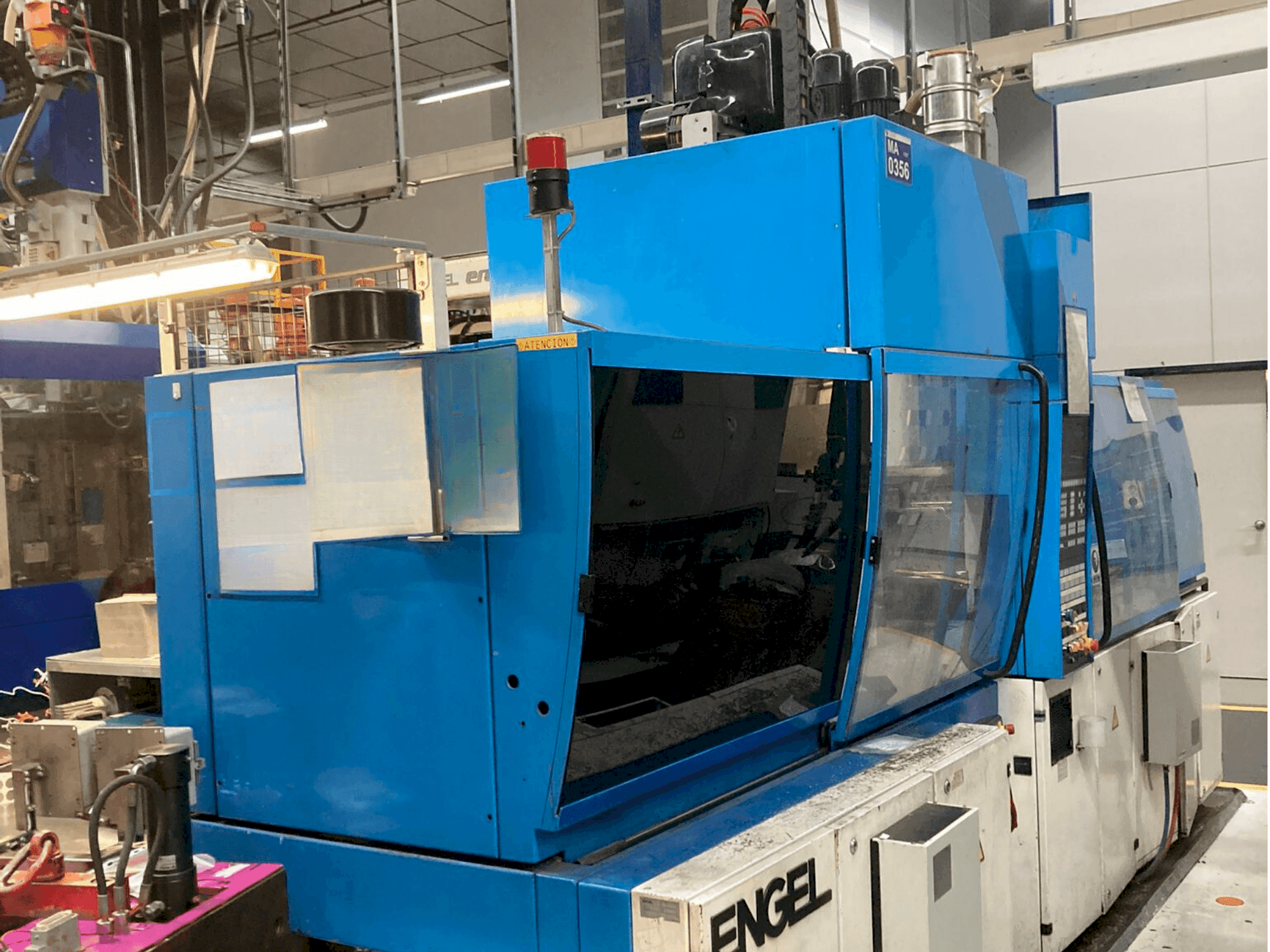 Prikaz  stroja Engel 500/110 HL  sprijeda