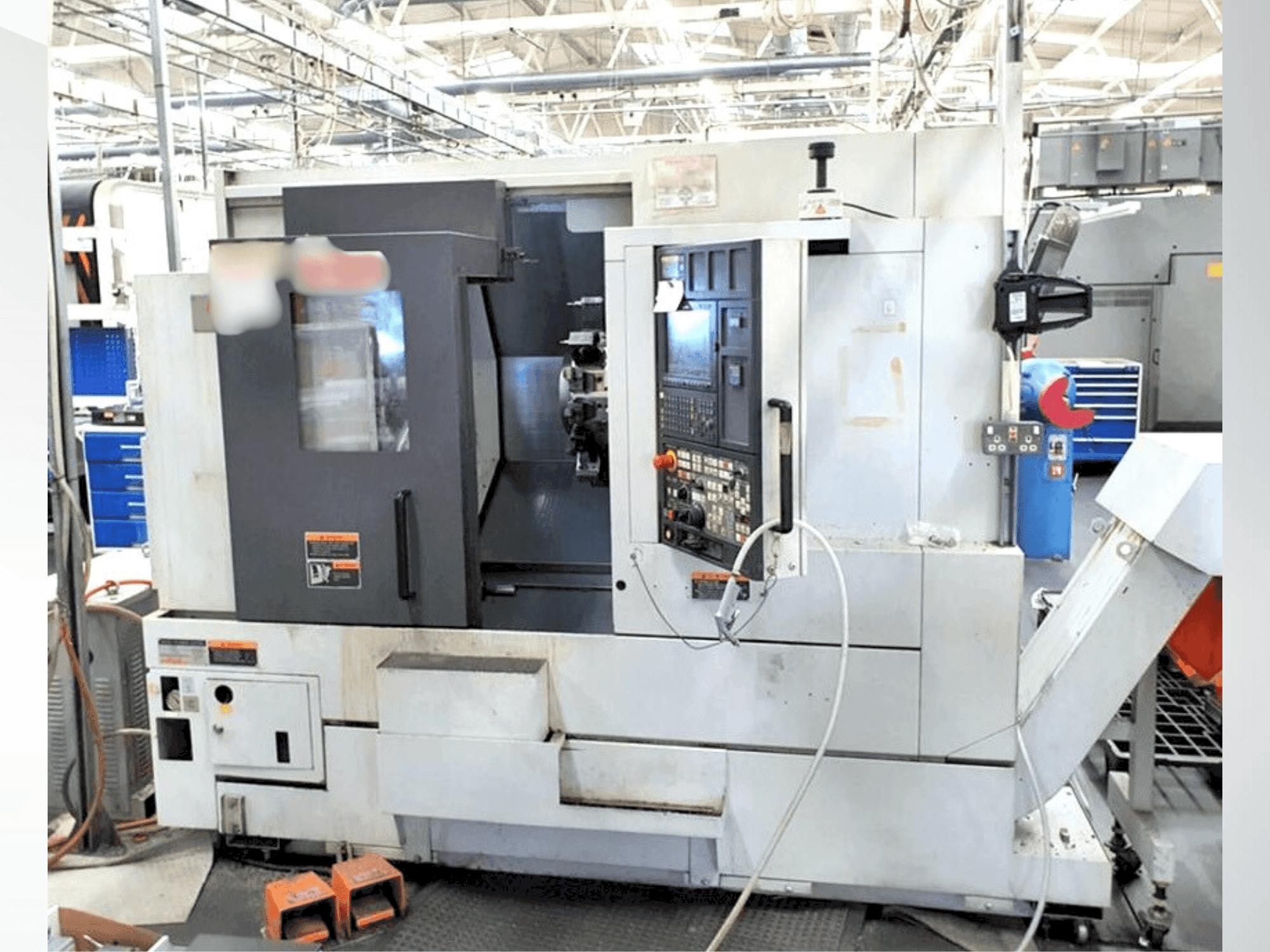 Prikaz  stroja MORI SEIKI NL2000Y  sprijeda