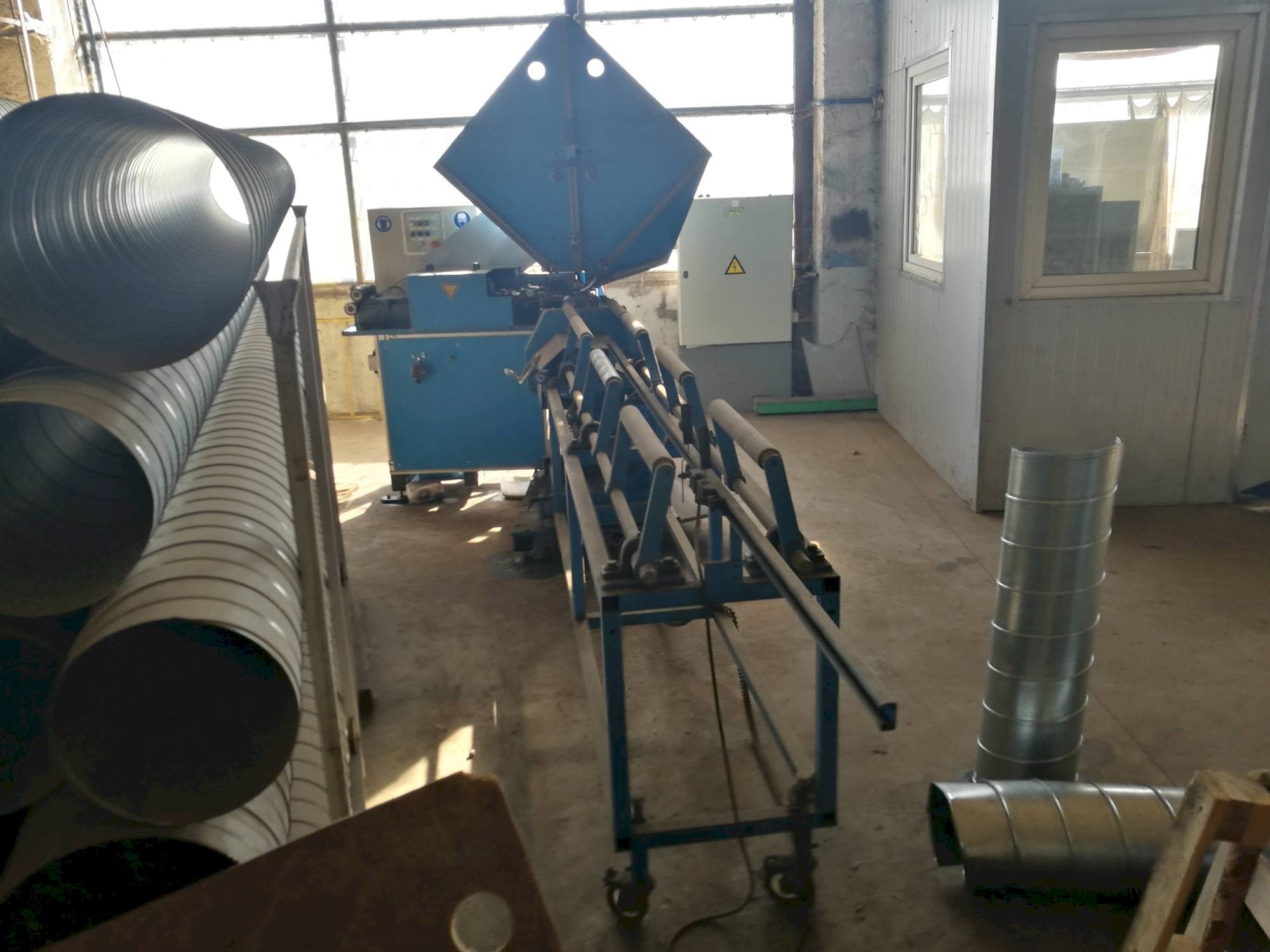 Prikaz  stroja SPIRO ALPHA 6  sprijeda