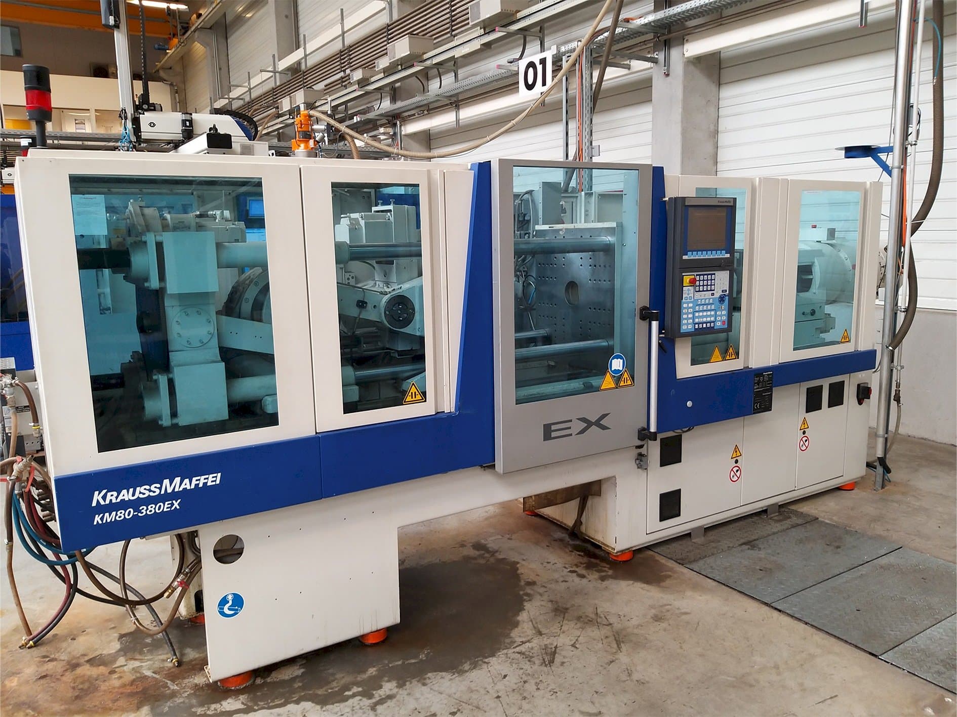 Prikaz stroja Krauss Maffei 80-380 Ex sprijeda