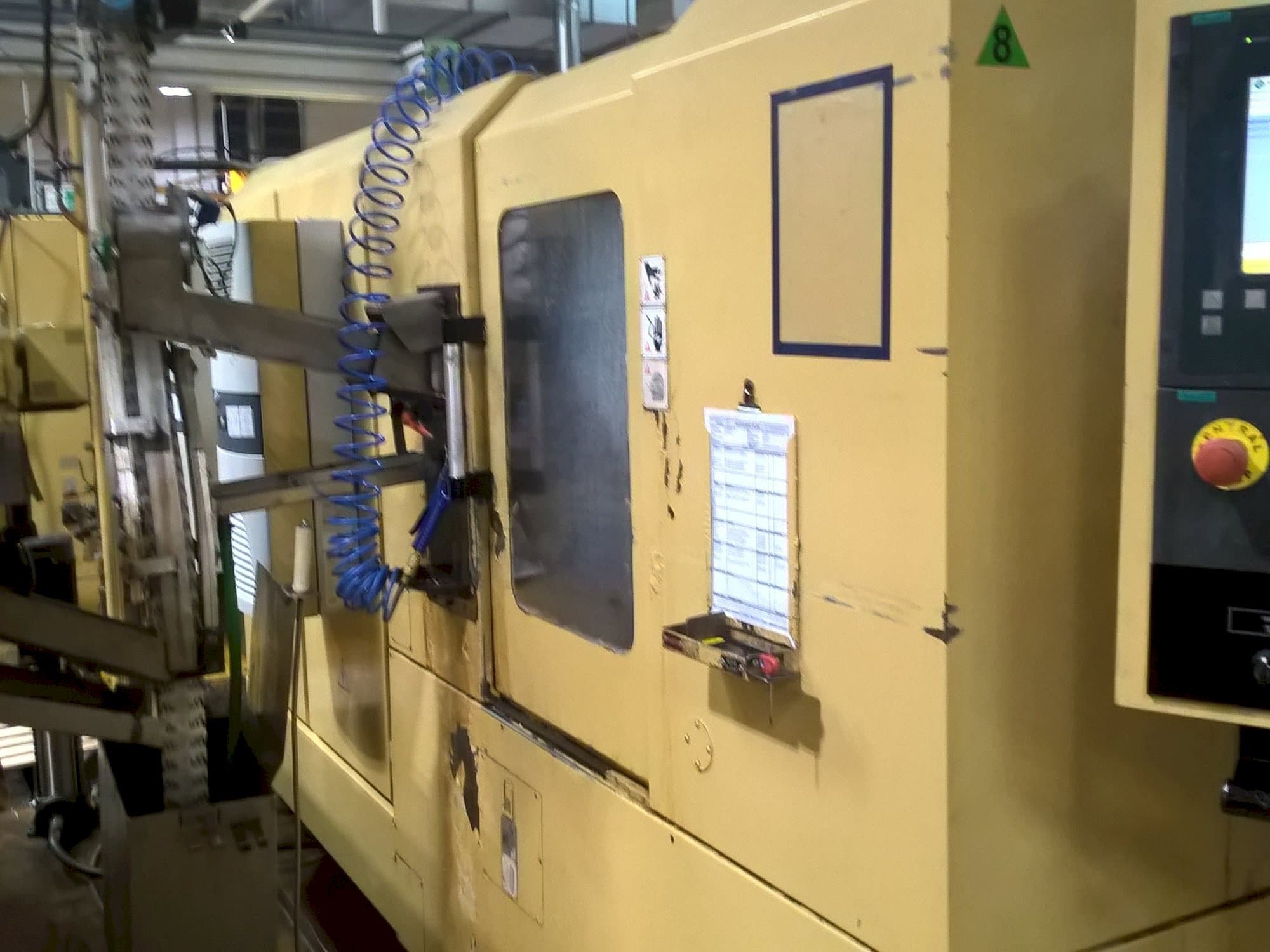 Prikaz desne strane stroja TAJMAC-ZPS SAL 100/4