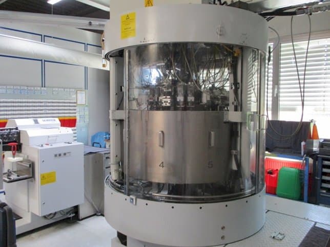 Prikaz stroja MIKRON Multistar CX-24 sprijeda