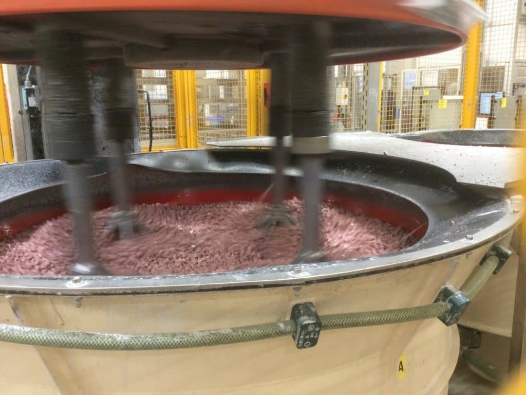 Prikaz stroja Rosler R4/1300.2 SF sprijeda