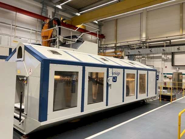 Prikaz stroja Unisign UNICOM 8 sprijeda