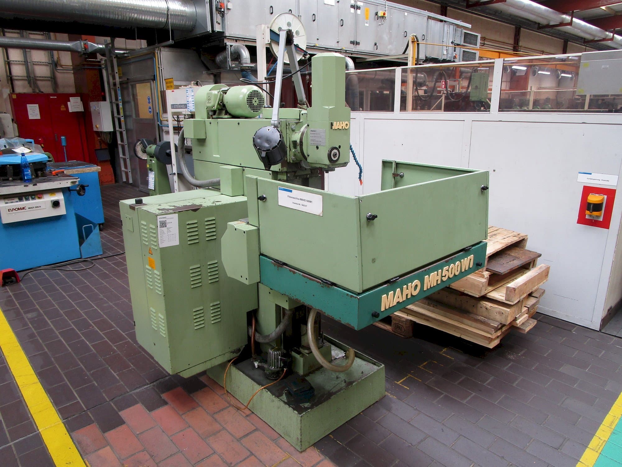 Prikaz stroja Maho MH 500 W1 sprijeda