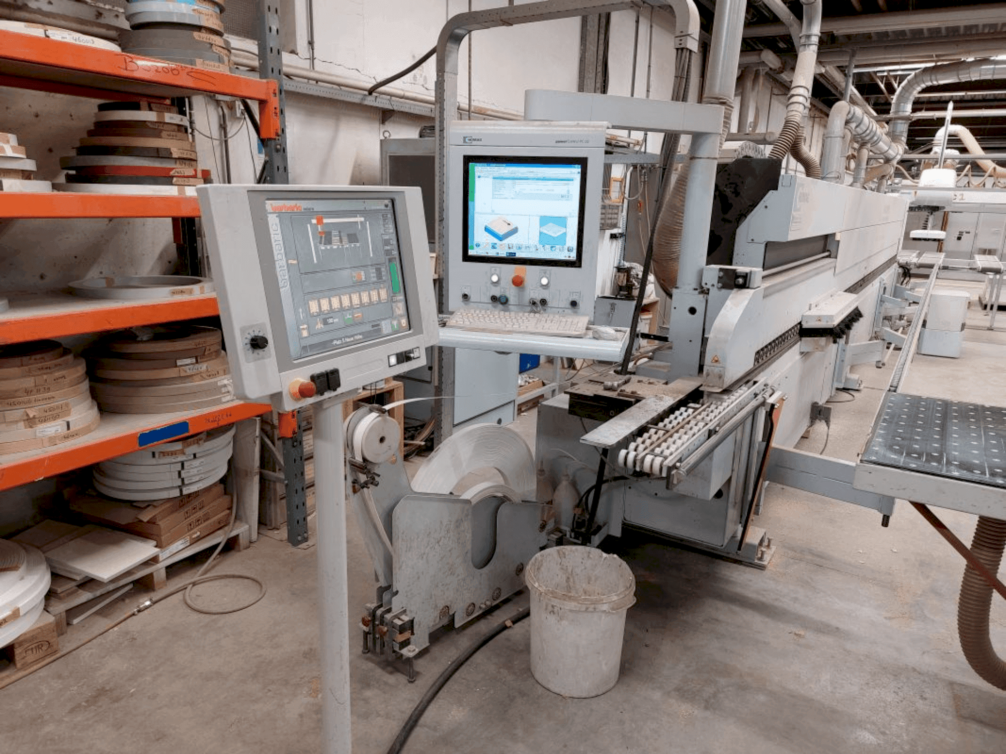 Prikaz stroja HOMAG KAL 330/9/A6/L sprijeda