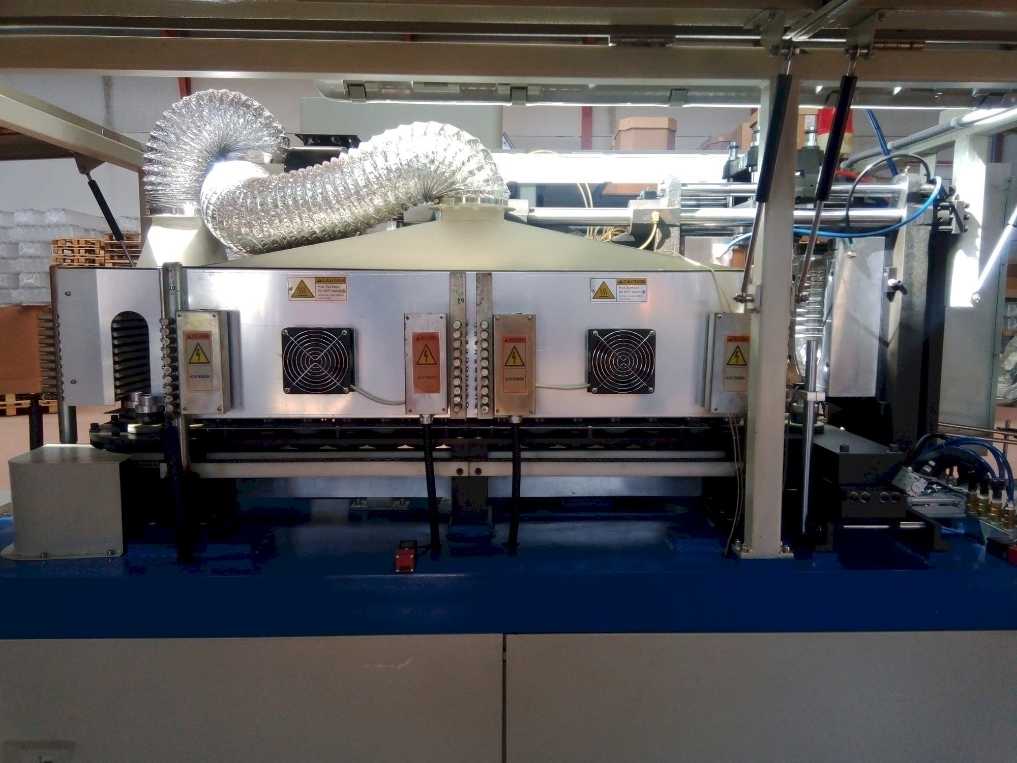 Prikaz  stroja YANCED YS600  sprijeda