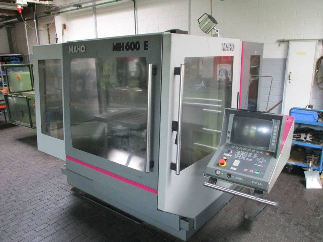Prikaz stroja MAHO MAHO 600 E sprijeda