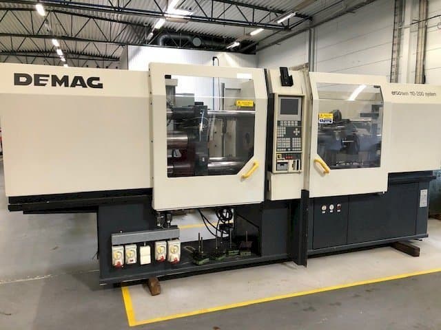 Prikaz stroja DEMAG Ergotech 110-200 System sprijeda