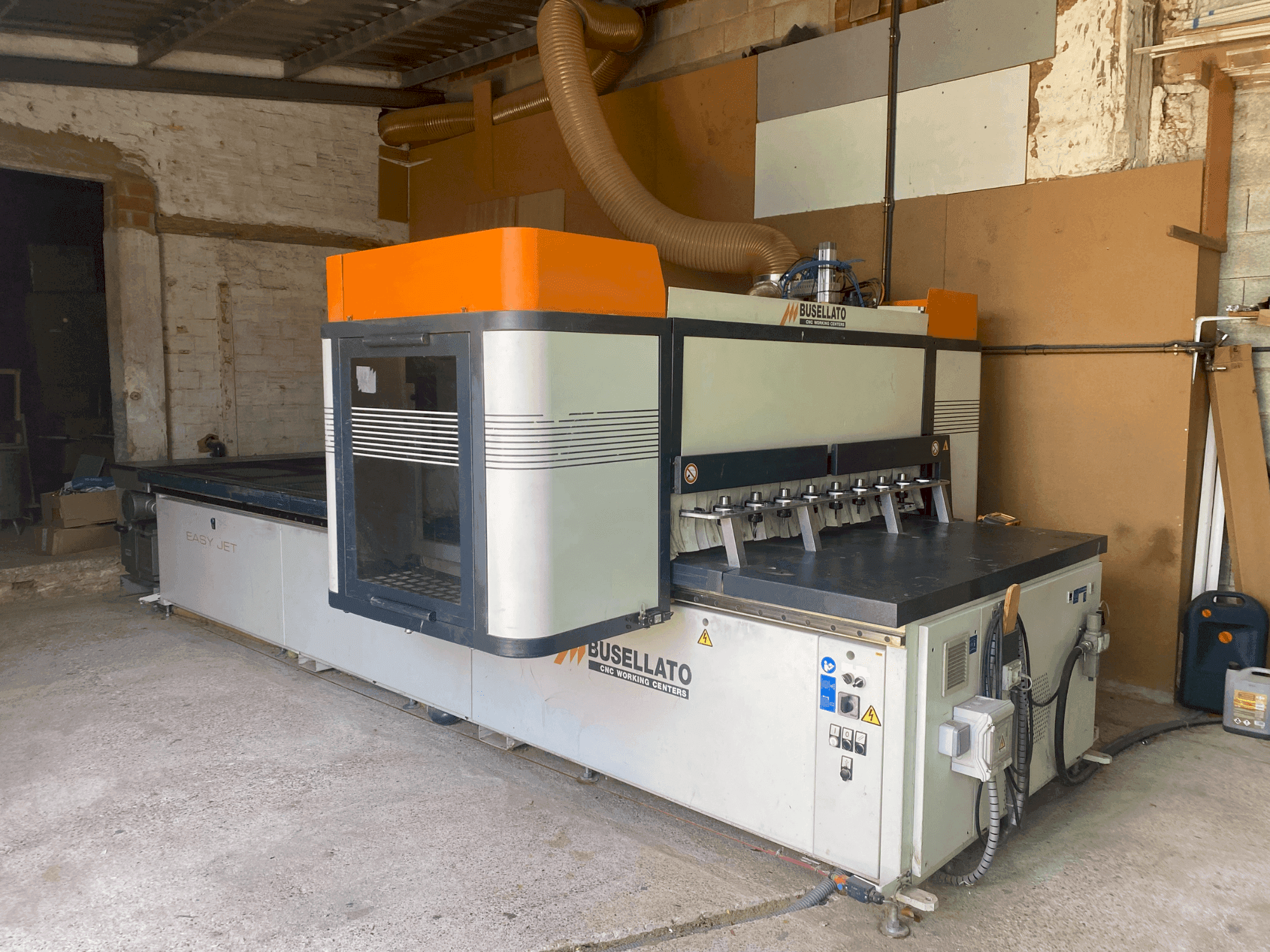 Prikaz stroja BUSELLATO easyjet 5.12 sprijeda