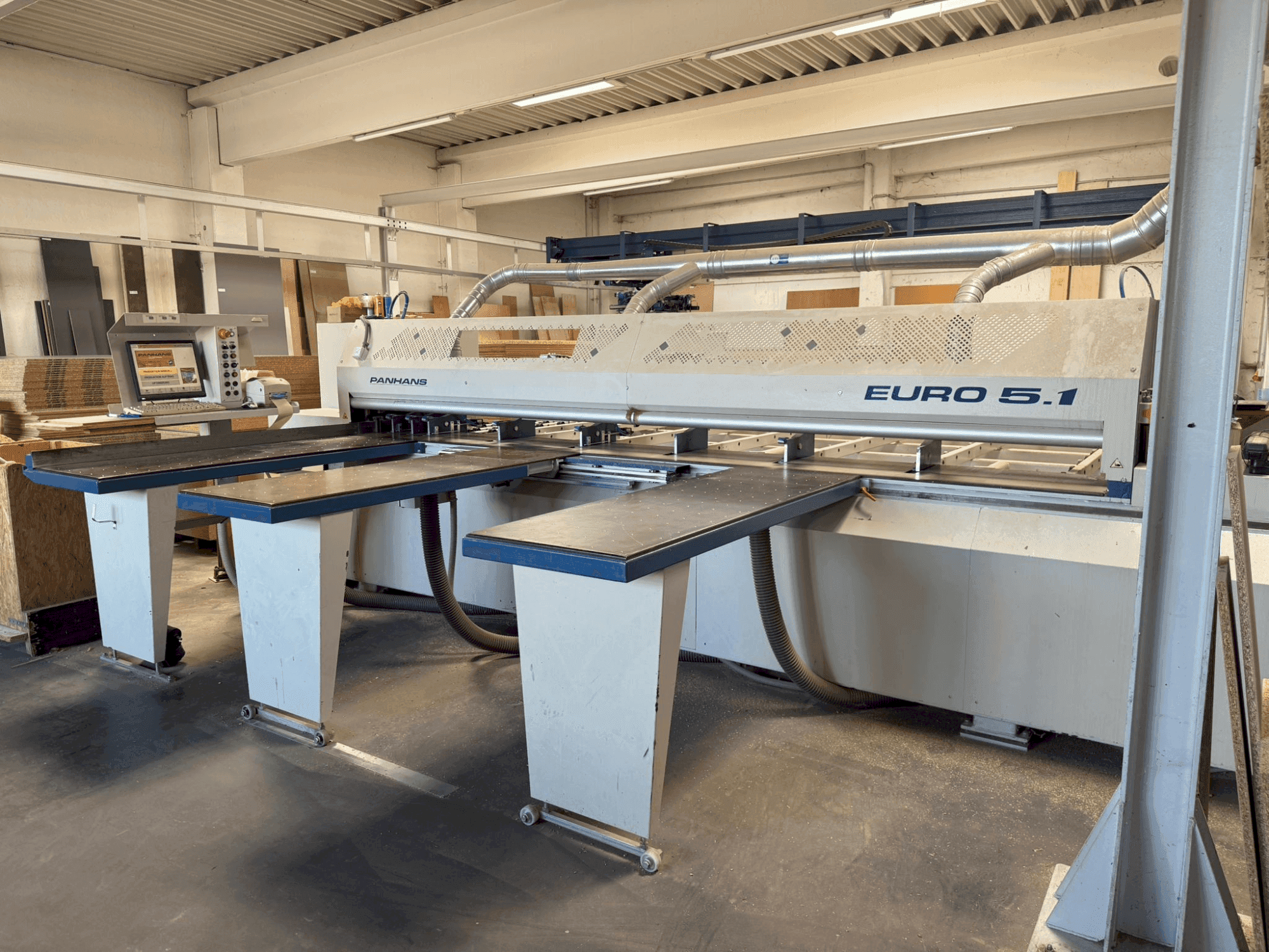 Prikaz stroja PANHANS Euro 5.1 + MLB 100 sprijeda