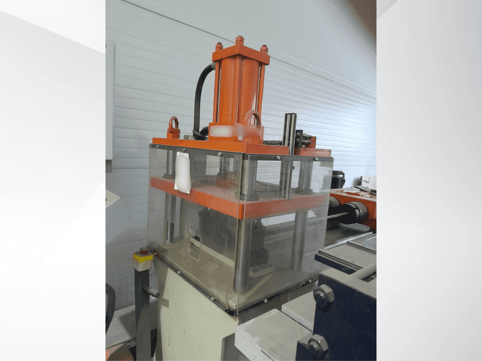 Prikaz stroja UZMA MAKINA PDM 30 sprijeda