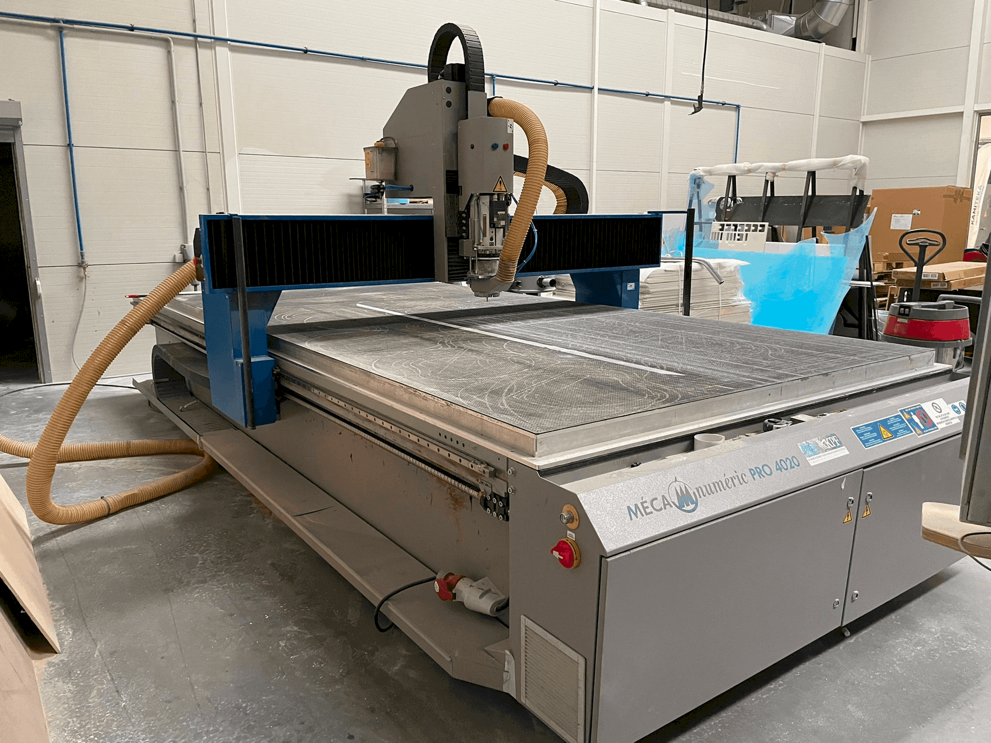 Prikaz stroja MECANUMERIC PRO 4020 sprijeda