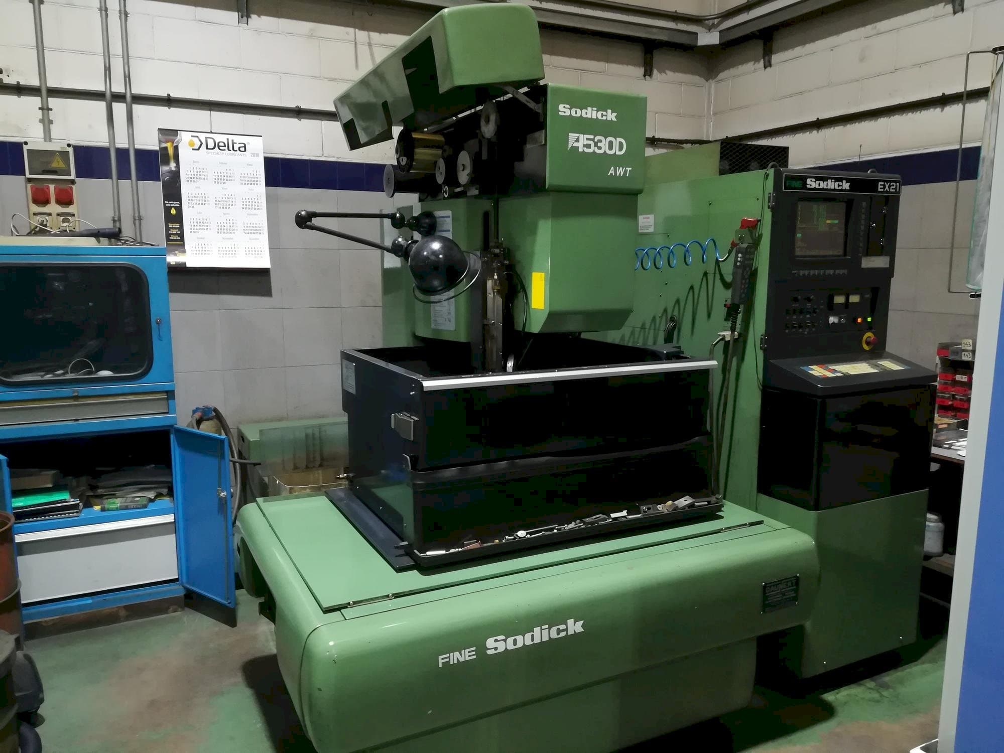 Prikaz stroja Sodick A-530D sprijeda