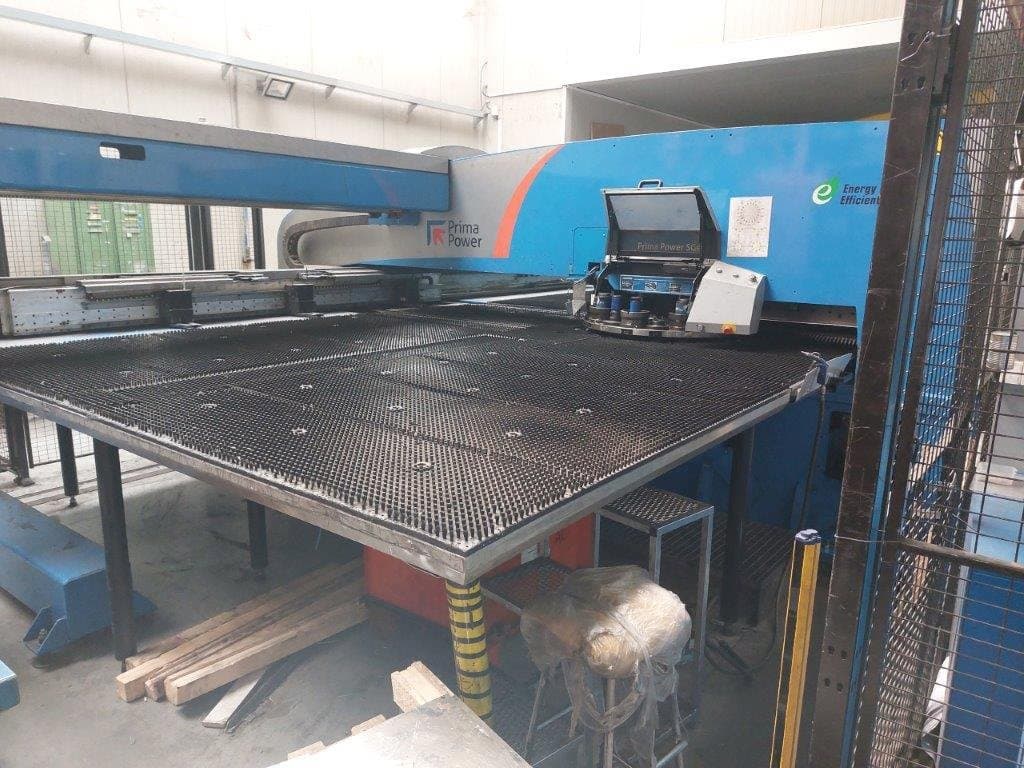 Prikaz stroja Prima Power SGe6 sprijeda