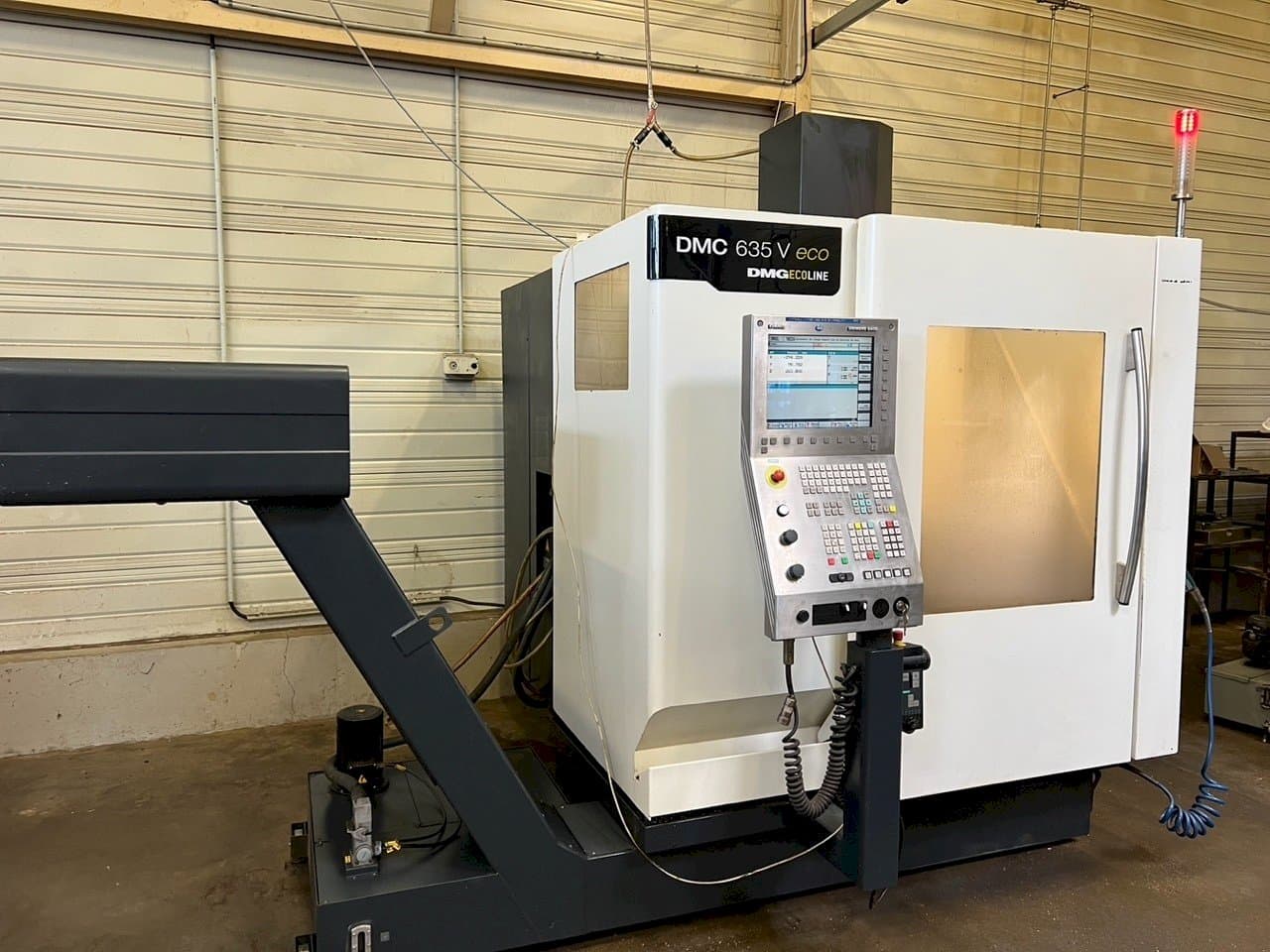 Prikaz stroja DMG DMC 635V ECOLINE sprijeda