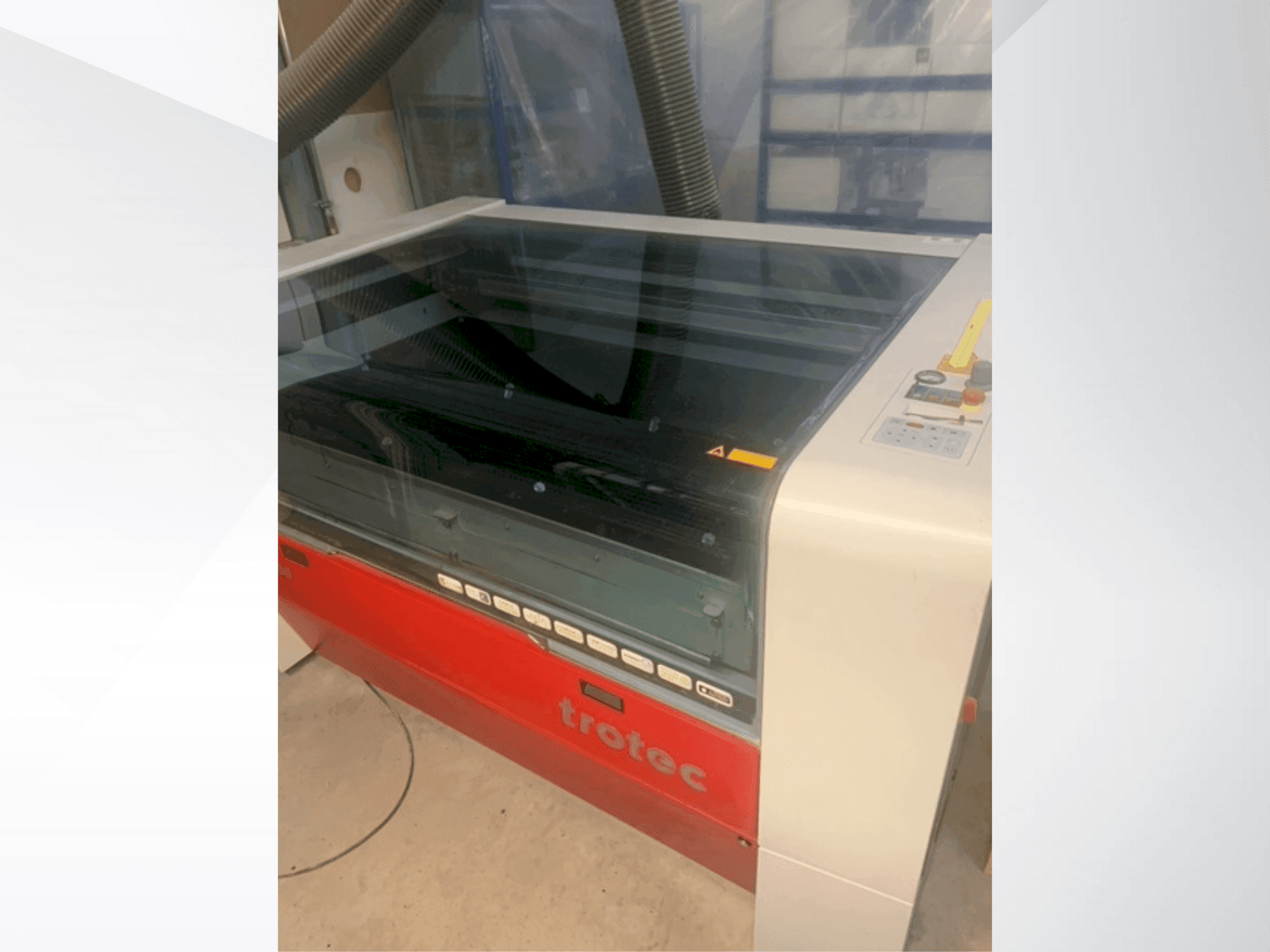 Prikaz  stroja Trotec SP500  sprijeda