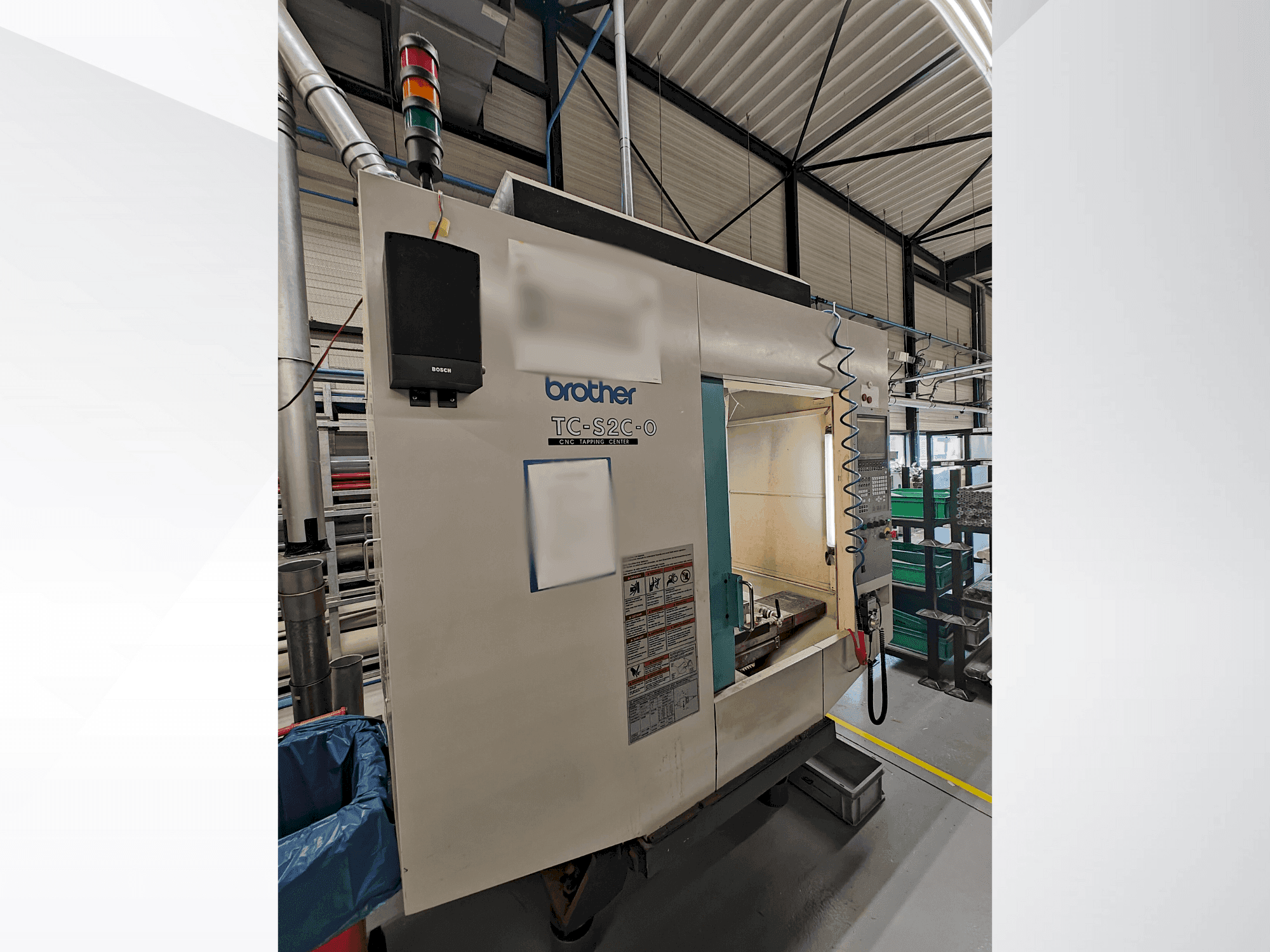 Prikaz stroja Brother TC-S2C-O sprijeda