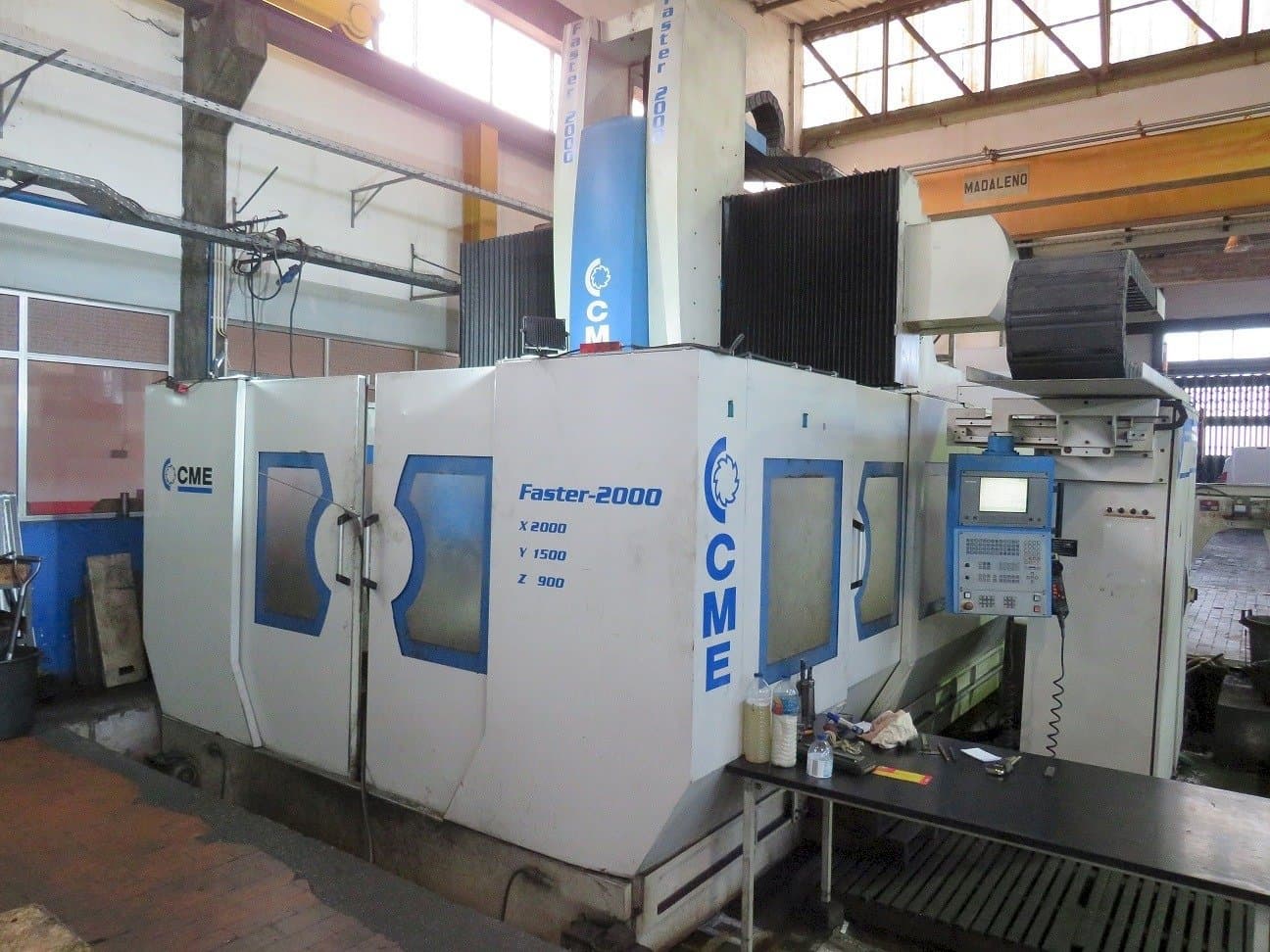 Prikaz stroja CME Faster 2000 sprijeda