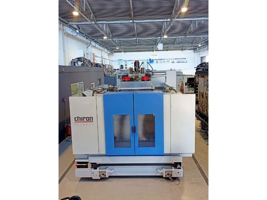 Prikaz stroja CHIRON DZ24 WM HS sprijeda