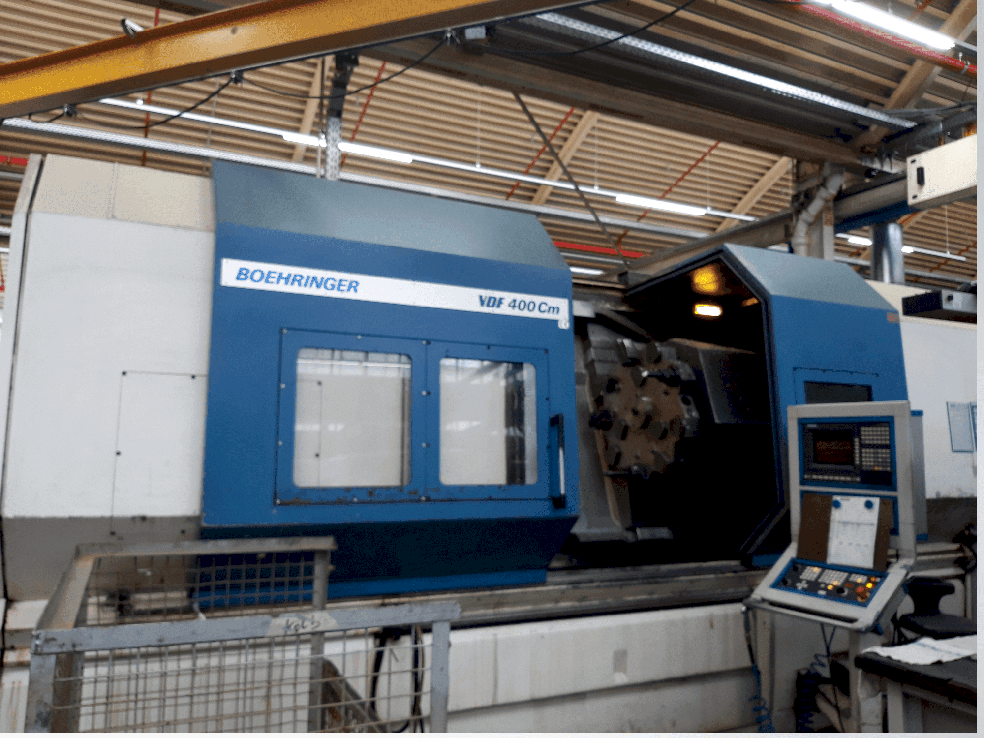 Prikaz  stroja BOEHRINGER VDF 400 CM  sprijeda