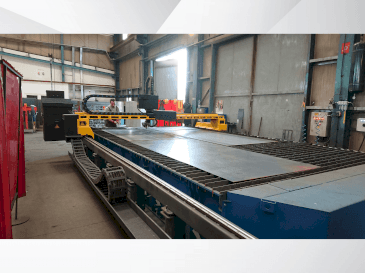 Prikaz  stroja AJAN PP 260 A-5T  sprijeda