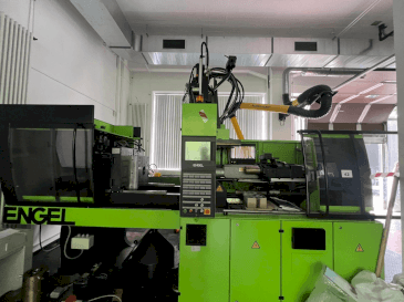 Prikaz stroja Engel Victory 300H 80V/80 Combi sprijeda