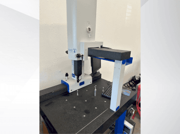 Prikaz stroja THOME Prazision Prazision 3D Smart man sprijeda