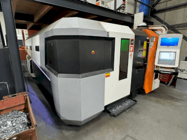 Prikaz stroja ERMAKSAN Fibermak Momentum Gen-3 4,0,kW sprijeda
