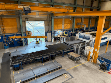 Prikaz stroja TRUMPF TruLaser 8000 sprijeda
