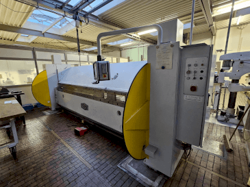 Prikaz stroja SCHRODER-FASTI 215-40-4 sprijeda