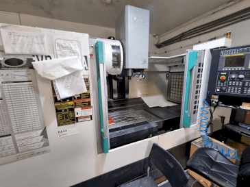 Prikaz stroja Feeler FVP1300A sprijeda