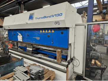 Prikaz stroja TRUMPF TrumaBend V130 sprijeda