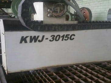 Prikaz  stroja Kenner KWJ 3020 C KMT Streamline SL-V 30  sprijeda
