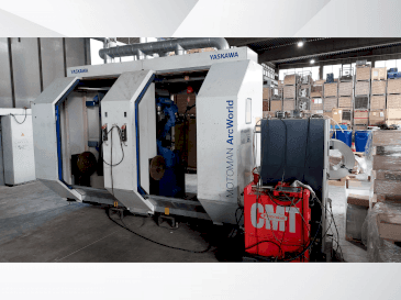 Prikaz  stroja Yaskawa Motoman ArcWorld  sprijeda